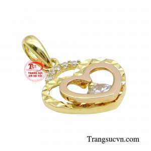 Với sự lấp lánh và nổi bật của viên đá CZ nhỏ nhắn là sự bổ sung hoàn hảo cho tủ đồ của các quý cô phong cách, tạo nên vẻ đẹp đặc trưng và bừng sáng tự tin cho mỗi bước đi trong cuộc sống. 