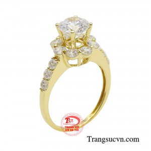 Nhẫn quý cô kiều diễm nhẹ nhàng mà vẫn toát lên vẻ gợi cảm đầy thu hút.