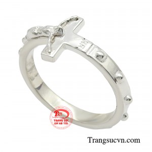 Bên cạnh đó, sản phẩm còn giúp người đeo phát huy những ý nghĩ tích cực, đẩy lùi nhưng cảm giác tiêu cực, khiến tâm trạng cảm thấy vui vẻ, hạnh phúc ngập tràn.