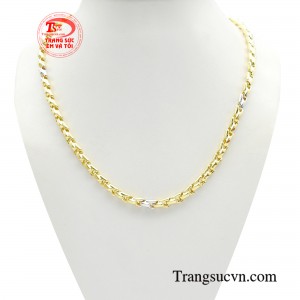 Dây chuyền nam vàng tự tin chính là món trang sức mà cánh mày râu đang tìm kiếm để nâng tầm đẳng cấp của mình. 