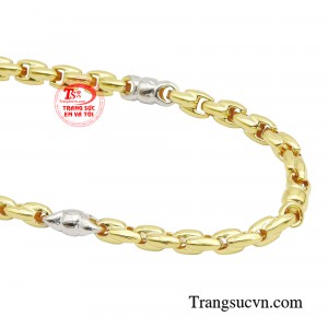 Điều này giúp nam giới trở nên tự tin hơn trong cuộc sống và công việc, khiến người đeo hoàn hảo hơn trong mắt mọi người.