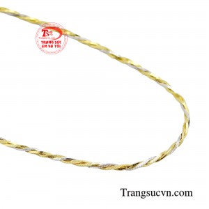 Giúp tín đồ thời trang hoàn thiện khí chất thời thượng và tôn vinh gu thẩm mỹ xứng tầm.