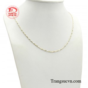 Và phụ nữ luôn xứng đáng với những điều trọn vẹn nhất cho cuộc sống của mình.