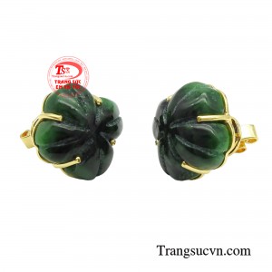 Bông tai cẩm thạch không chỉ có độ bền cao, mà còn có tác dụng hỗ trợ tinh thần cho người đeo.