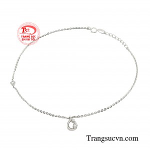 Lắc chân giọt sương ban mai là sự lựa chọn hoàn hảo để giúp các nàng toát lên vẻ đẹp mặn mà, duyên dáng và đầy lôi cuốn với người đối diện.