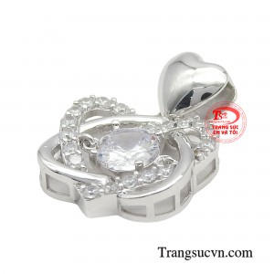 Hơn thế sản phẩm còn phù hợp để sử dụng trong nhiều hoàn cảnh và kết hợp cùng phong cách thời trang đa dạng.