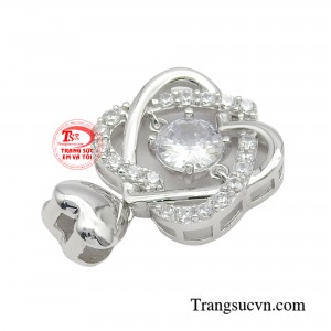 Chiếc mặt dây sẽ là sự lựa chọn hoàn hảo dành cho mọi cô gái để tôn vinh nét đẹp trẻ trung, thanh lịch của chính mình.