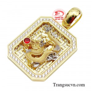 Mặt dây rồng giúp kích hoạt tài lộc, hút may mắn rất cần với các doanh nhân, quý ông. 