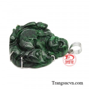 Phật Di Lặc được khắc họa với hình tượng mập mạp, nụ cười hả hê rạng rỡ, tướng ngồi ung dung thoải mái. 