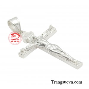 Mang ý nghĩa thể hiện sự mạnh mẽ, nam tính và bản lĩnh của người đeo.