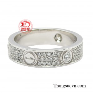 Chinh phục người đeo bởi sự tinh tế trong từng chi tiết.