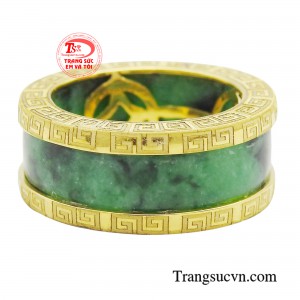 Nếu bạn đang tìm kiếm một món trang sức vừa sang trọng, vừa ý nghĩa để khẳng định đẳng cấp và phong cách của mình, thì nhẫn ngọc bọc vàng chính là lựa chọn hoàn hảo dành cho bạn.