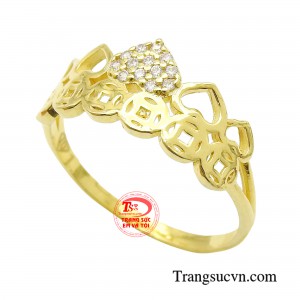 Nhờ đó, người đeo thể hiện tốt được bản thân ở mọi mặt trong cuộc sống và có cơ hội thăng tiến trong sự nghiệp. 