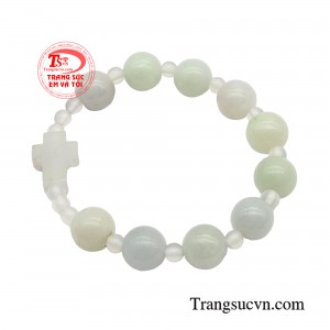 Thấu hiểu được ý nghĩa của chuỗi Mân Côi cũng như lòng tin và sự trân trọng mà các giáo dân dành cho chiếc vòng