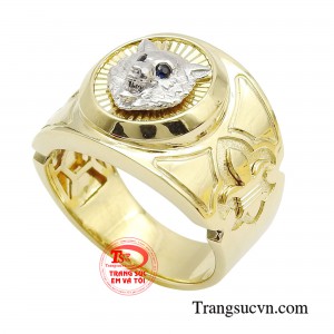 Vì vậy khi đeo nhẫn đầu sói bản lĩnh giúp tôn lên vẻ đẹp thời trang nam tính, mạnh mẽ, quyền lực cho phái mạnh.