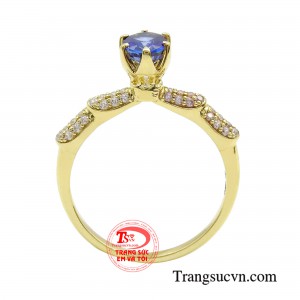 Đồng thời mang lại nhiều may mắn và thành công cho chủ nhân.