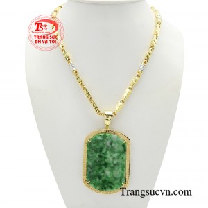 Bộ mặt dây cẩm thạch đẳng cấp không chỉ làm say đắm lòng người bởi sự tinh tế, tao nhã được thiên nhiên ưu đãi ban tặng