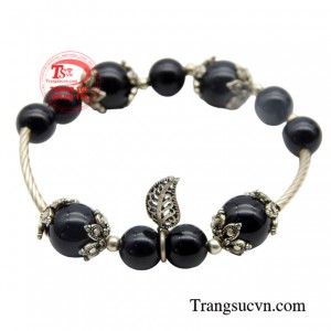 Sản phẫm chuỗi mã não ngày nay đang được các bạn trẻ tìm kiếm. 