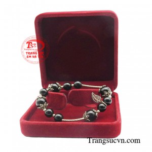 Sản phẩm được giao hàng toàn quốc.