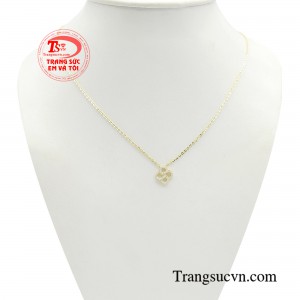 Dây chuyền thanh tú thời thượng là món trang sức thú vị và ý nghĩa được nhiều người yêu thích.