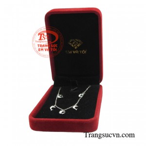 Sản phẩm được giao hàng toàn quốc.