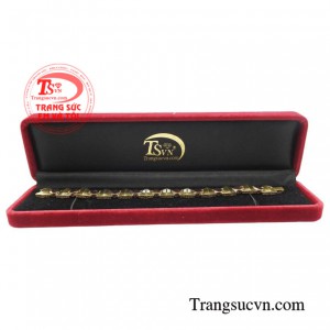 Sản phẩm được giao hàng toàn quốc.