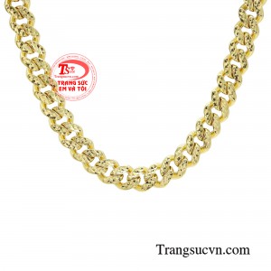 Một chiếc lắc tay nam dây xích không chỉ làm nên vẻ đẹp, gu thời trang của nam giới, mà nó còn mang những ý nghĩa thành công và may mắn. 