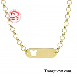 Việc lựa chọn lắc tay cho bé đầy tháng mang nhiều ý nghĩa tích cực và mang theo mong ước của cha mẹ rằng những điều tốt đẹp sẽ đến với con.