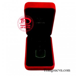 Sản phẩm được giao hàng toàn quốc.