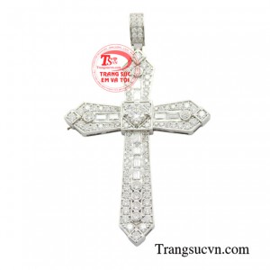 Mặt thánh giá vàng trắng thiện lành được chế tác từ vàng trắng cao cấp, trải qua quá trình kiểm định gắt gao để đảm bảo chất lượng và độ tinh khiết. 