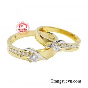 Nhẫn cưới trái tim thủy chung là tín vật không thể thiếu trong ngày trọng đại của cuộc đời mỗi chúng ta.
