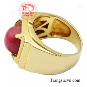 Màu đỏ của ruby cũng thể hiện sự may mắn và thịnh vượng cho người đeo.