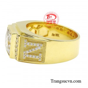 Một trong những đặc điểm nổi bật của chiếc nhẫn đơn giản là sự tinh tế trong thiết kế. 