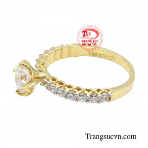 Nhẫn quý cô thanh tú chính là món trang sức tôn vinh giá trị của người đeo.