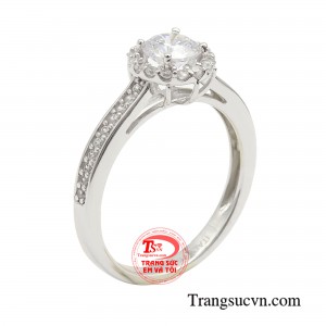 Nhẫn quý cô vàng trắng thời thượng không đơn thuần chỉ là món trang sức làm đẹp