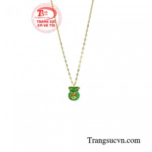 ản phẩm không chỉ đẹp bên ngoài mà nó còn có ý nghĩa phong thủy mang lại may mắn: thu hút tài lộc, bình an, xua đuổi tà khí.