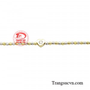 Chính vì vậy sản phẩm chính là món đồ trang sức để các nàng diện đồ để đi chơi, đi làm hay đi dự các buổi tiệc.