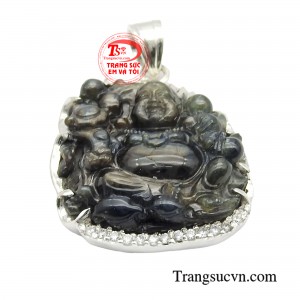 Nụ cười hiền hậu của Phật Di Lặc xua tan muộn phiền, lo âu, mang đến sự bình an trong tâm hồn và may mắn trong cuộc sống.
