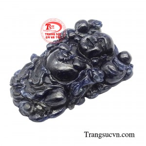 Chính vì vậy nhiều người đã lựa chọn mặt Phật Di Lặc để đeo với mong muốn cầu nguyện cho cuộc sống bình an, may mắn và luôn gặp điều lành.