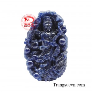 Do vậy mang Phật Bà Quan Âm bên mình đem đến nhiều ý nghĩa về một cuộc sống an yên, bình dị, hạnh phúc. 