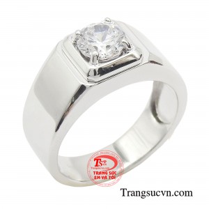 Nhẫn nam thời trang tinh tế được chế tác trên nền chất liệu vàng trắng 10K  cao cấp với độ sáng bóng tự nhiên, kết hợp cùng viên đã cz màu trắng trang nhã, nhẹ nhàng, tạo nên vẻ đẹp thời thượng và đẳng cấp cho người đeo.