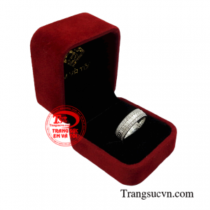 Sản phẩm được giao hàng toàn quốc.