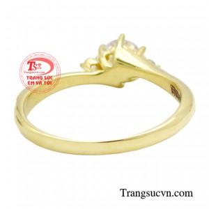 Sản phẩm rất phù hợp với những cô nàng thích sự nhẹ nhàng nhưng vẫn đủ để toát lên sự trẻ trung, duyên dáng.