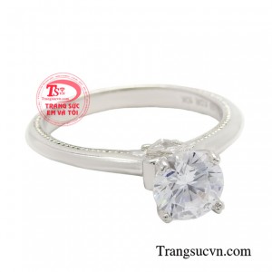 Mặc dù chỉ là chi tiết nhỏ trên cơ thể mình nhưng cũng đủ để tôn lên vẻ đẹp lung linh của quý cô.