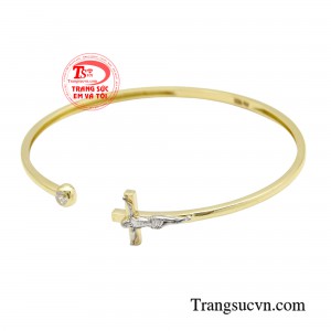 Để thể hiện sự trân trọng của bạn đối với đấng bề trên cao thượng thì việc lựa chọn một chiếc vòng thánh giá phù hợp và xứng đáng là một điều vô cùng quan trọng