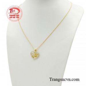 Bộ dây chuyền chữ H sẽ là lời nhắc nhở bạn luôn trân trọng những gì mình đang có và nỗ lực để đạt được những điều tốt đẹp hơn.