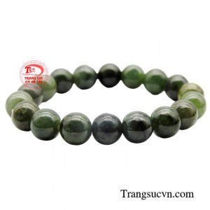 Không chỉ là món đồ trang sức mà khi đeo chuỗi tay ngọc còn giúp điều hòa cân bằng cảm xúc, ổn định tim mạch và huyết áp động mạch, chống lại ảnh hưởng của thời tiết.