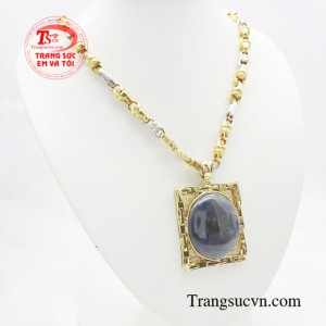 Bộ dây chuyền không chỉ mang lại vẻ đẹp thời thượng mà nó còn giúp các anh gặp nhiều may mắn, thành công trên con đường sự nghieeoj của mình.