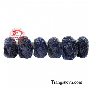 Mặt dây saphire Chúa Giêsu được chế tác từ đá Sapphire thiên nhiên cao cấp, đảm bảo độ sáng bóng, bền đẹp theo thời gian.
