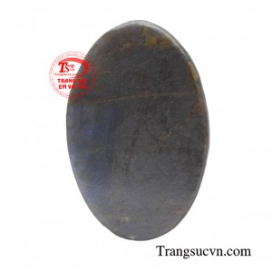 Là món trang sức mang lại bình an, may mắn và sức khỏe cho người đeo.